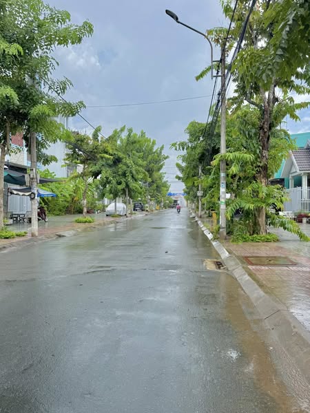 ban-nen-mat-tien-dep-trung-an-my-tho-99m2