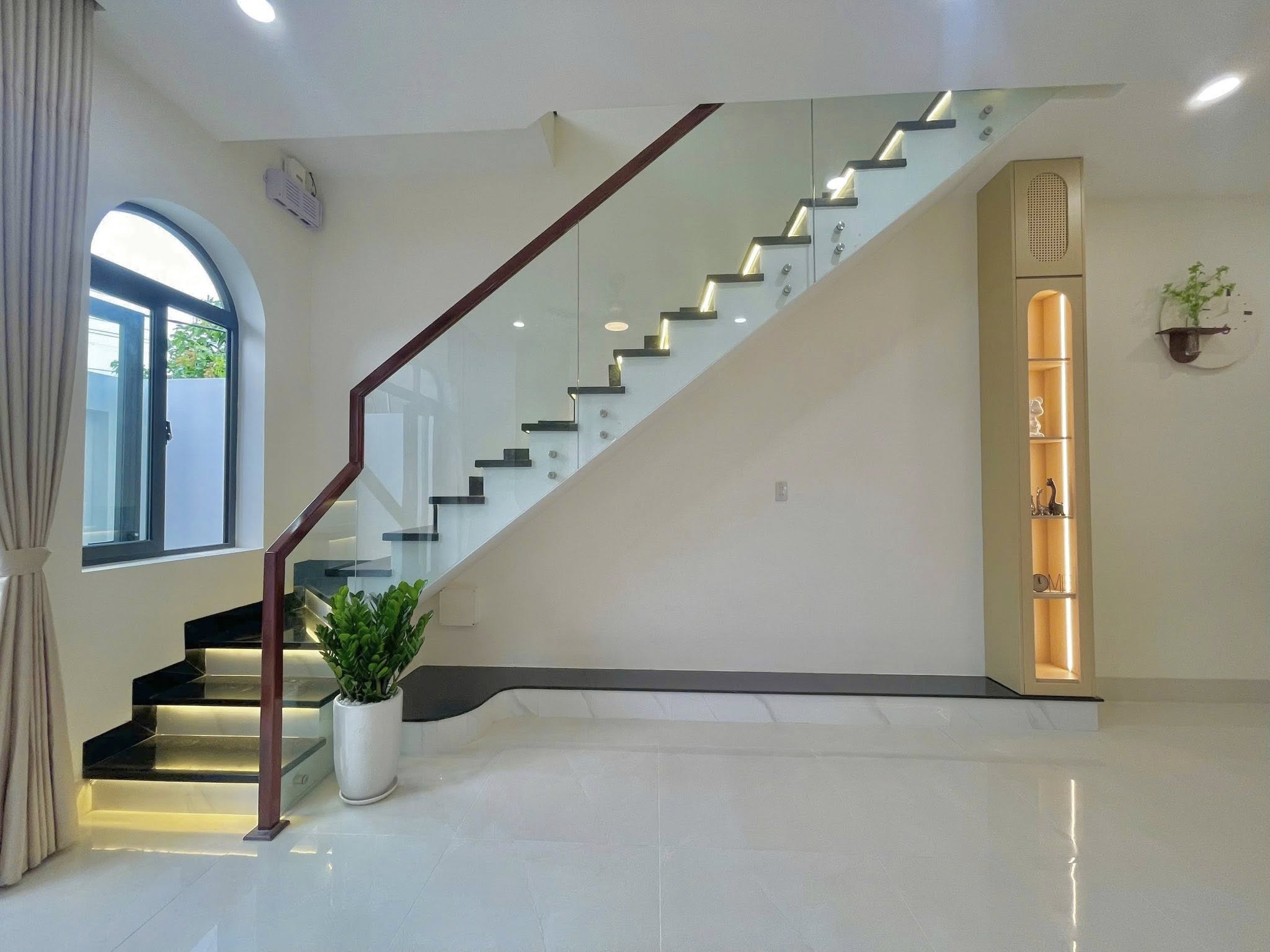 ban-nha-trung-tam-my-tho-phong-cach-wabi-sabi-46m2